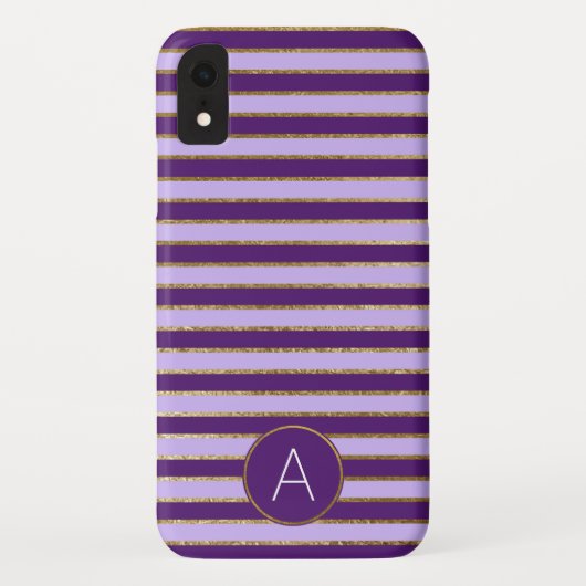 Monogramm-Muster für lila und goldene Streifen Case-Mate iPhone Hülle (Rückseite)