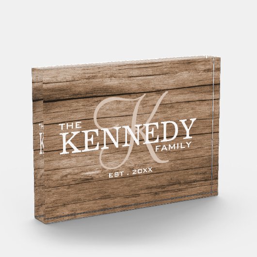 Monogramm Nachname Typografie Rustikales Holz Fotoblock (Links)