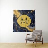 Monogramm-Name auf NavyGold-Abstract Marble FluidA Wandteppich (Beispiel)