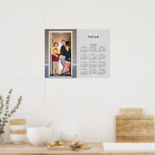 Monogramm-Name des Calendar-Fotos 2026 auf Grau Poster (Küche)