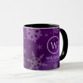 Monogramm Name des Lila Schneeflocken Tasse (VorderseiteRechts)
