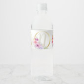 Monogramm Name Farbrosa Blütengoldene Rahmen Wasserflaschenetikett (Vorderseite)