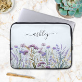 Monogramm Name Floral Botanische Lila Wildblume Laptopschutzhülle