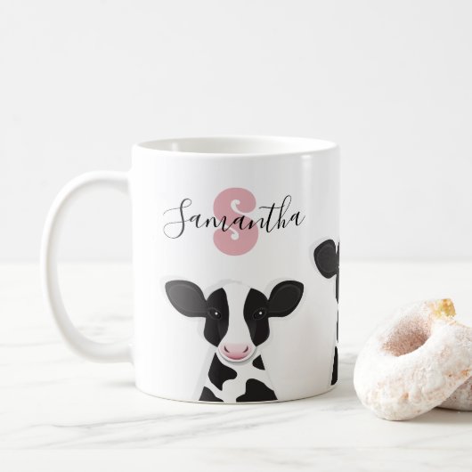 Monogramm Name Kuh Rosa Schwarz-weißes Tier Kaffeetasse (Mit Donut)
