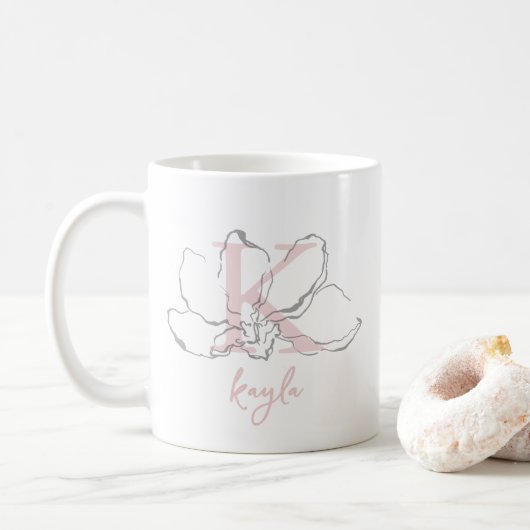 Monogramm & Name Minimalist Modern Blumen Skizze Kaffeetasse (Mit Donut)