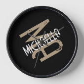 Monogramm Name personalisiert Schwarz-weiß beige t Uhr (Vorderseite)