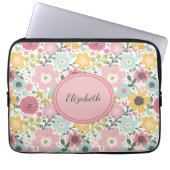 Monogramm Name Pink Yellow Blue Floral Feminine Laptopschutzhülle (Vorderseite)