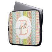 Monogramm Name Shabby-Rose auf rustikale Hütte Laptopschutzhülle (Vorderseite Links)