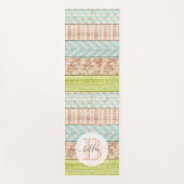 Monogramm Name Shabby-Rose auf rustikale Hütte Yogamatte (Vorderseite)