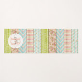 Monogramm Name Shabby-Rose auf rustikale Hütte Yogamatte (Vorderseite (Horizontal))