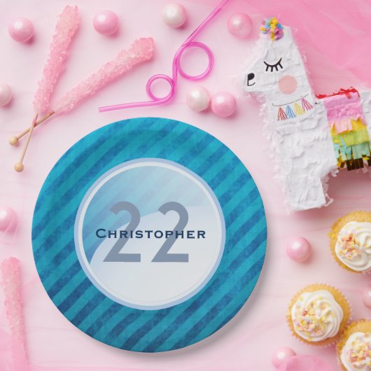 Monogramm - Name und Alter auf einem blauen Kreis Pappteller (Party)