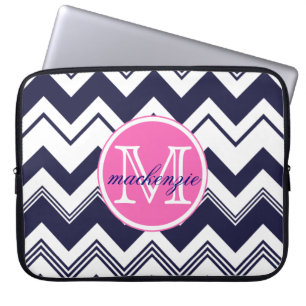 Monogramm-Namensmarine-Blau-weißes Zickzack Muste Laptopschutzhülle