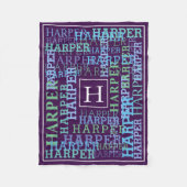 Monogramm-Namenswolke lila Fleecedecke (Vorderseite)