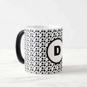 Monogramm niedlicher Punkte in Schwarzweiß Verwandlungstasse