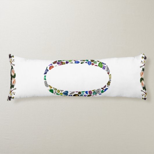 Monogramm 'O' Seitenschläferkissen (Vorderseite)