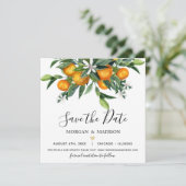 Monogramm Orange Save the Date Ankündigung (Stehend Vorderseite)