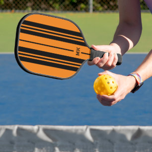 Monogramm Orange und schwarze Streifen Pickleball Schläger