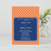 Monogramm Orange, weißer Polka Dot mit Royal Blue Einladung (Stehend Vorderseite)