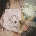 Monogramm Pastell Pink Personalisierte Schürze<br><div class="desc">Mit dieser Personalisierten Schürze in Monogram Pastel Pink fügen Sie Ihrer Küche eine Touch Eleganz hinzu. Diese Schürze ist mit einem weichen pastellrosa Farbton und einem individuell anpassbaren Monogramm perfekt für diejenigen, die Liebe zum Kochen im Stil. Aus hochwertigen Materialien hergestellt, bietet es Komfort und Langlebigkeit und ist somit ideal...</div>