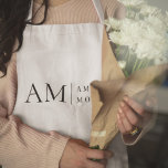 Monogramm Personalisierte Schürze<br><div class="desc">Kochen Sie stilvoll mit dieser Monogram Personalisierten Schürze. Diese Schürze mit einem eleganten Design und einem anpassbaren Monogramm fügt jeder Küche eine Touch von Eleganz hinzu. Er ist aus langlebigen und hochwertigen Materialien gefertigt und bietet Komfort und Schutz. Er eignet sich sowohl für Amateure als auch für berufliche Koch. Egal...</div>