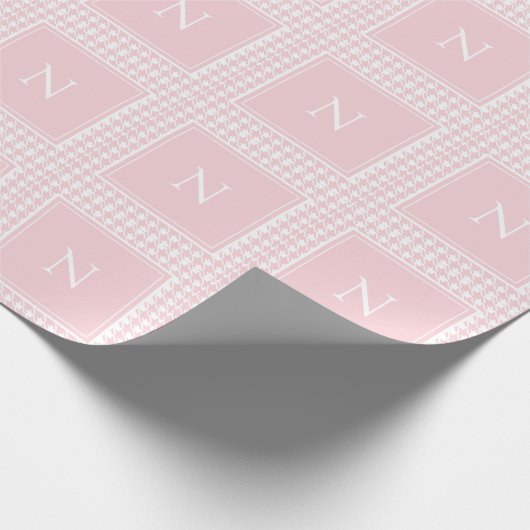 Monogramm Pink-Hahnentrittmuster Geschenkpapier (Ecke)
