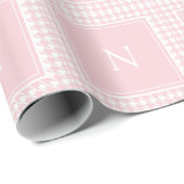 Monogramm Pink-Hahnentrittmuster Geschenkpapier (Rolleneckpunkt)