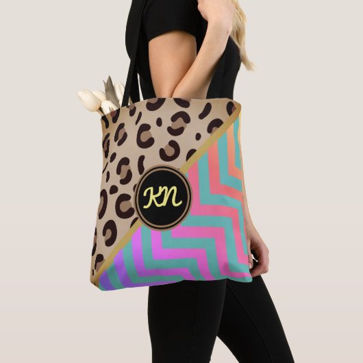 Monogramm Rainbow Leopard Print Zickzack Tasche (Von Nahem)