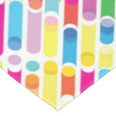 Monogramm Regenbogen-Diagonal-Linien-Muster Pop-Ar Tischdecke (Schrägansicht)