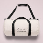 Monogramm Rosa | Moderne Minimalistische Weibchen Duffle Bag<br><div class="desc">Ein einfaches,  individuelles Monogramm-Design mit einer modernen,  minimalistisch handgeschriebenen Skripttypografie gepaart mit einer Blocktypografie in schwarz auf einem eleganten pastellfarbenen rosa Hintergrund. Der Name des Monogramms kann leicht personalisiert sein,  um ein Design so einzigartig wie Sie sind zu machen! Das perfekt persönliche Geschenk oder Accessoire für jeden Anlass!</div>