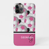 Monogramm rosa Schwarzer Fußball-Kugelmuster Case-Mate iPhone Hülle (Rückseite)