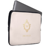 Monogramm Rosa Vintage Verzierte Imitat Gold Wappe Laptopschutzhülle (Vorne Rechts)