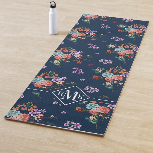 Monogramm | Rosenstrauß Blumenmuster Yogamatte (Beispiel)