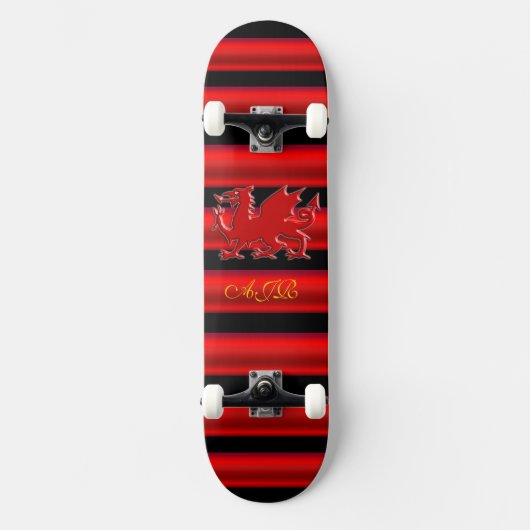 Monogramm Roter Drache, rot-metallischer Effekt St Skateboard (Vorderseite)