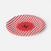 Monogramm-rotes und weißes Streifen-Muster Pappteller (Schrägansicht)