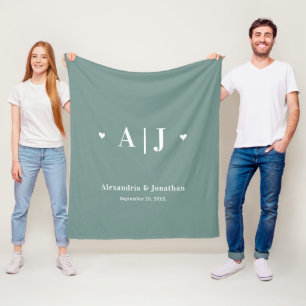 Monogramm Sage Green Fleece Blanket
