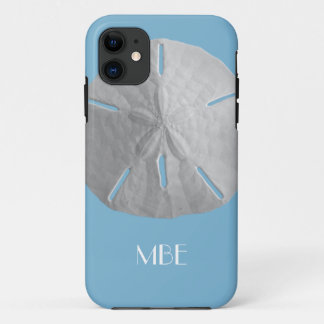 Monogramm-Sand-Dollar auf hellblauem Case-Mate iPhone Hülle