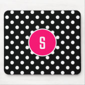 Monogramm Schwarz-weiß Polka Dot Muster Hot Pink Mousepad (Vorne)