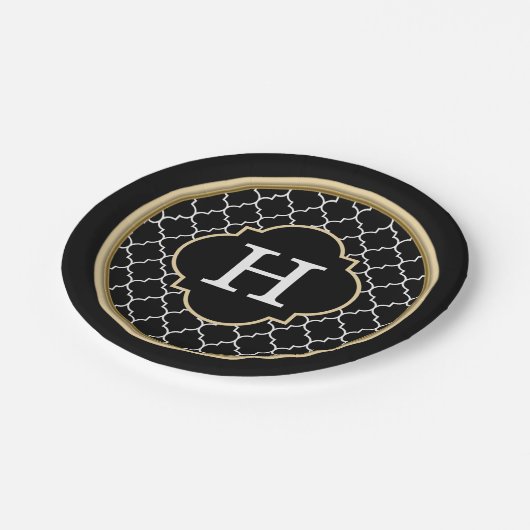 Monogramm Schwarz-weiß und Imitat-Gold Quatrefoil Pappteller (Schrägansicht)