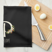 Monogramm schwarzes Küchentuch als Einzugsgeschenk (Viertel Falte)