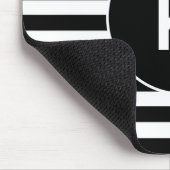 Monogramm-Schwarzweiss-gestreiftes Mousepad (Ecke)