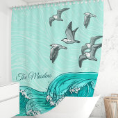 Monogramm Seageln und Meereswellen Duschvorhang