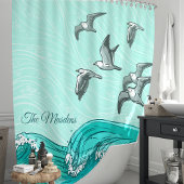Monogramm Seageln und Meereswellen Duschvorhang