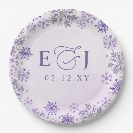 Monogramm Silber Lila Schneeflocken Winterhochzeit Pappteller (Vorderseite)