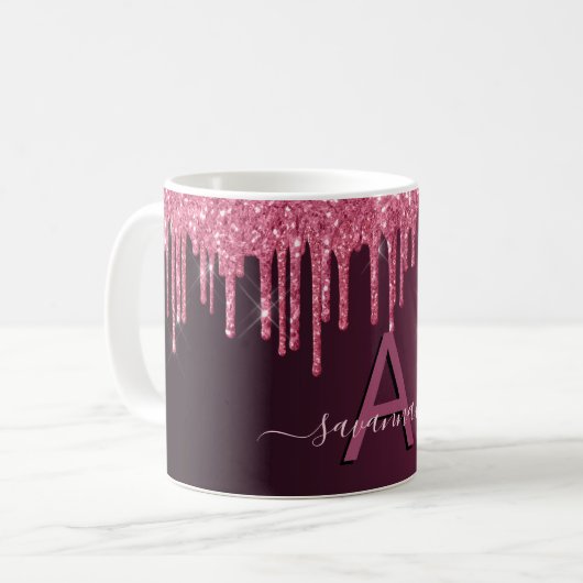 Monogramm-Skript für Burgundy-Glitzer-Tropfen Kaffeetasse (Vorderseite Links)
