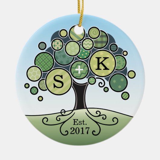 Monogramm-Sommer-Hochzeits-Patchwork-Muster-Baum Keramikornament (Vorne)