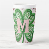 Monogramm-Spitze grüner Kleeblatt St. Patrick's Da Milchtasse (Vorderseite)