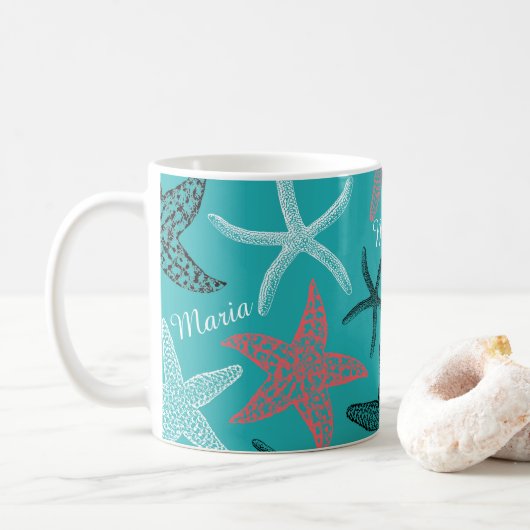 Monogramm Starfish auf türkisfarbenem Hintergrund Kaffeetasse (Mit Donut)
