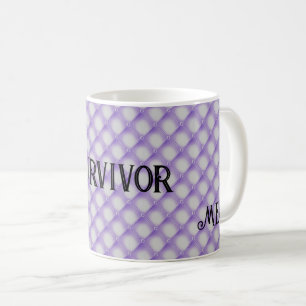 Monogramm & Survivor, Lila getuftetes Muster 11oz Kaffeetasse