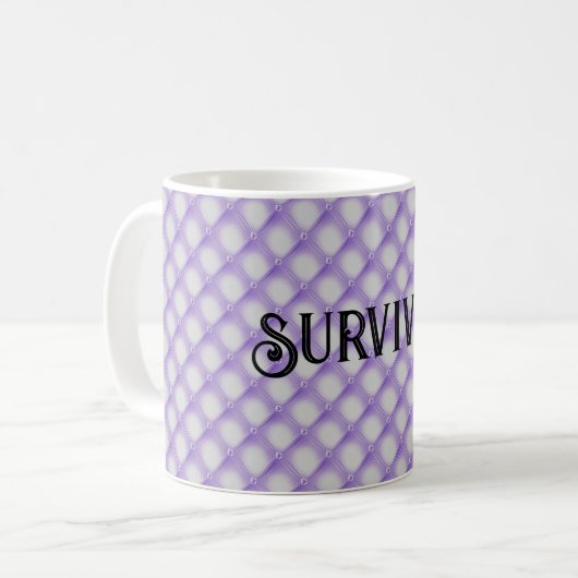 Monogramm & Survivor, Lila getuftetes Muster 11oz Kaffeetasse (Vorderseite Links)