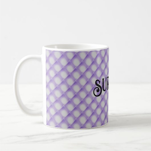 Monogramm & Survivor, Lila getuftetes Muster 11oz Kaffeetasse (Links)